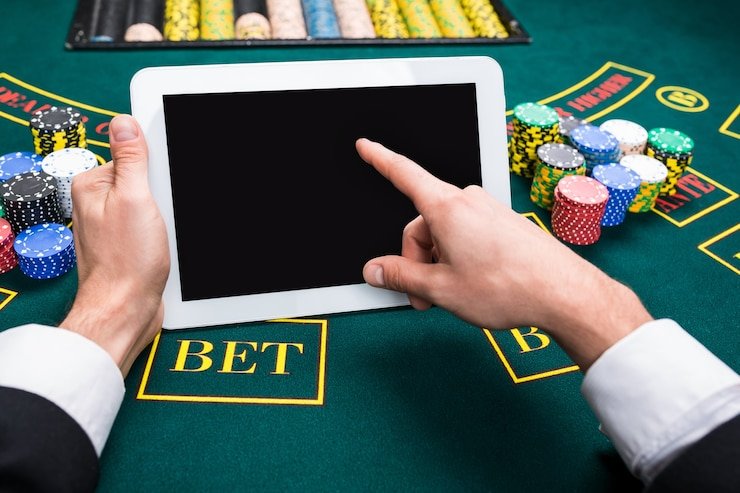 ATM Mandiri dan aplikasi mobile Mandiri untuk transfer ke ovo33
